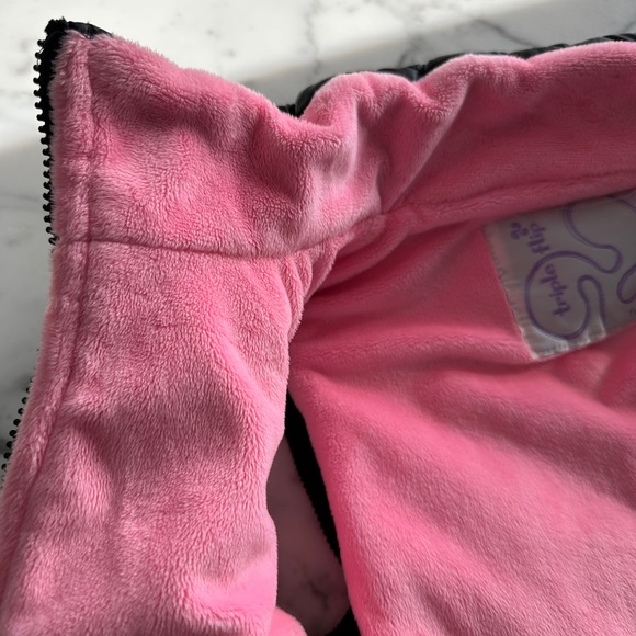 Girls Triple Flip Puffer Vest (TF size Four = US Girls 8-10). Like new! - Picture 4 of 5
